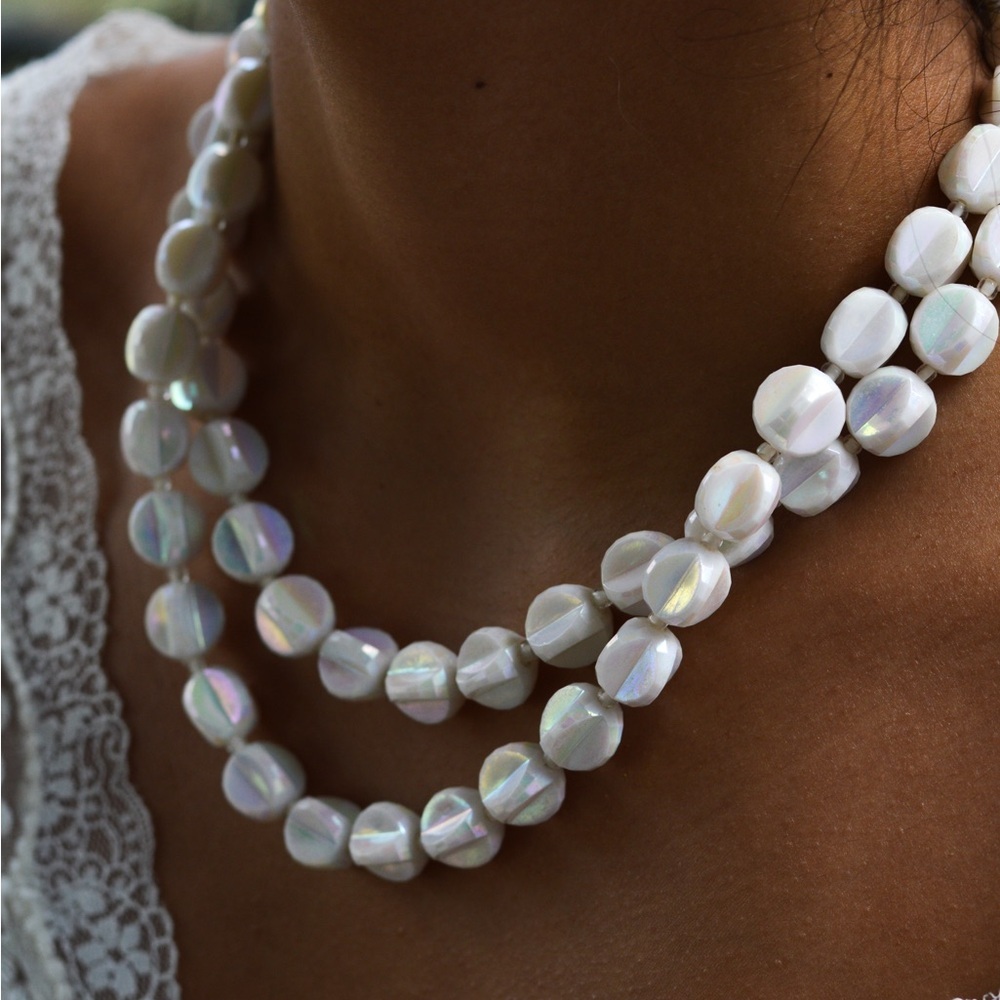 White mother of pearl vintage beads - Picture 4 of 9
